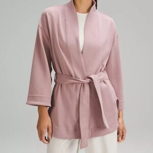 NWT Lululemon Ribbed Softstreme Belted Wrap Twilight Rose size 10